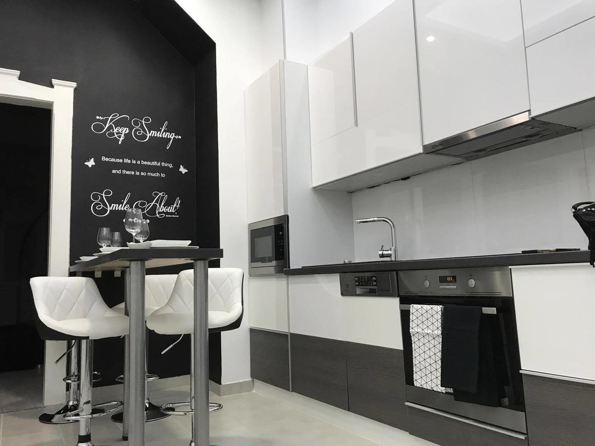 Manyi Apartman Debreczyn Zewnętrze zdjęcie